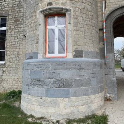 Restauration des tours du château de Houtain-le-Val
